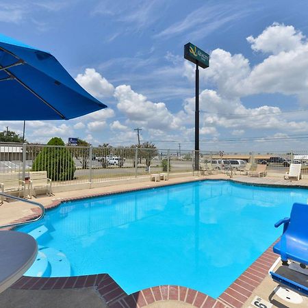 Quality Inn Gonzales Exterior foto