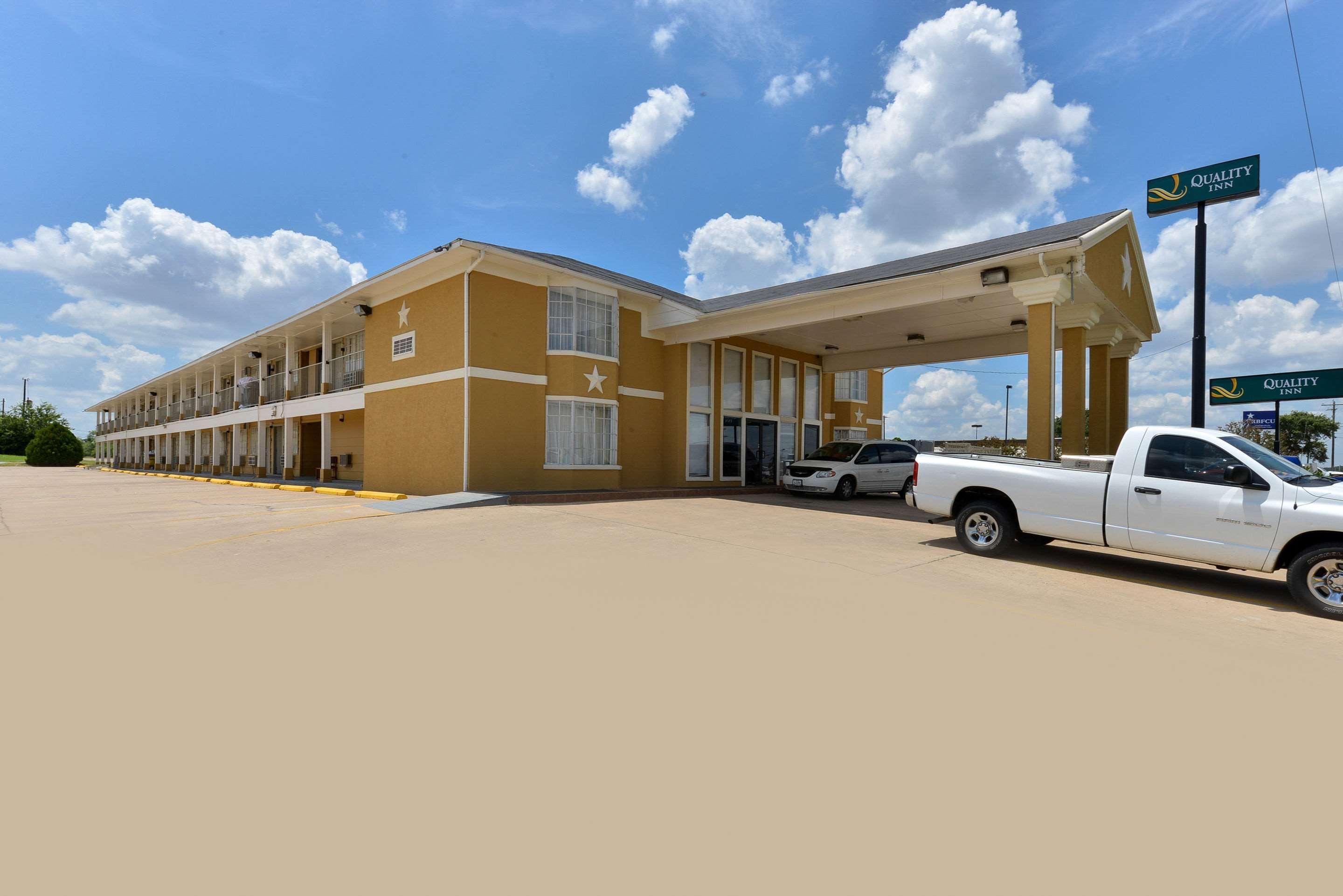 Quality Inn Gonzales Exterior foto